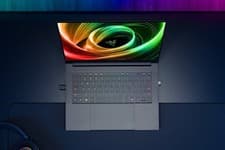 Image of Razer Blade 14 (2025) Black RTX 5070 AMD Ryzen AI 9 365, 64GB, 2TB NEW & SEALED