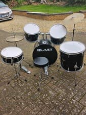 Image of 7 Piece Kids Drum Kit from Blast percussion (Used but in Immaculate condition)
