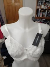 Image of Ladies ivory bridgette full cup Bra 38 B Charnos