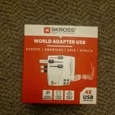 Image of Brand New SKROSS PRO Light USB (4xA) World Travel Adaptor Adapter 4 USB