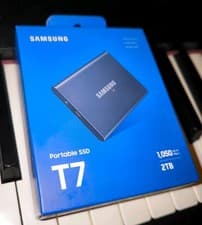 Image of Samsung T7 2TB Portable External SSD - Titan Grey (MU-PC2T0T/WW)