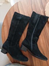 Image of Gabor ladies Black Suede Boots