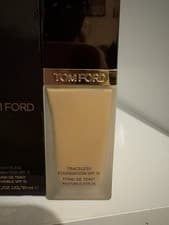 Image of Tom Ford Traceless Soft Matte Foundation 05 Natural 30ml Brand New