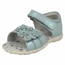 Image of Girls Startrite Stylish Flower Detailed Sandals Bloom