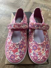 Image of Girls Startrite Floral Detailed Mary Jane Canvas Shoes *Busy Lizzy* Infant 10F 