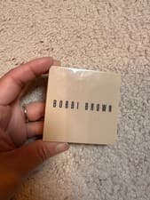 Image of bobbi brown nude finish illuminating powder 6.6g golden (read des)