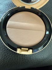 Image of Mac Studio Sculpt Defining Bronzing Powder in Golden Rinse Brand New in Box