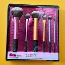 Image of Real Techniques 6 pc Sam's Picks Makeup Brushes Powder Blush Foundation Set