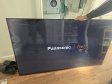 Image of 📺 Panasonic 64” OLED TV (TW65W85BEY) – Slight Screen Damage – With Remote 📺