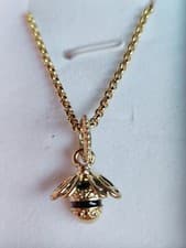 Image of Honey Bumblebee Bee gold Necklace Insect Pendant COMES Gift Boxed 600