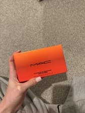 Image of Mac eyeshadow palette