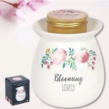 Image of Blooming Lovely Wax Melts Burner Gift Set- with Rose Wax Melts