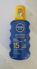 Image of NIVEA SUN Protect & Moisture Sun Spray SPF15 200ml x 1