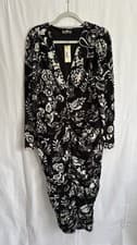 Image of BNWT ladies Black And White Mono Print Ruched Miso Dress Size 16 Oasis