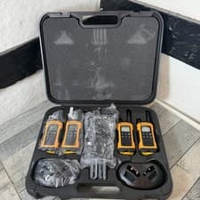 Image of Motorola T80 Extreme Walkie Talkies Set 4 Extreme Range NEVER USED Hard Case