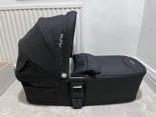 Image of Nuna Mixx Next Carrycot Bassinet Caviar Black