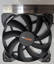 Image of be quiet! Pure Wings 2 140mm Case Fan 3-Pin 12V Black 900RPM