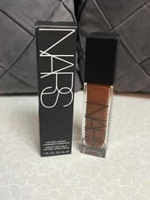 Image of NARS natural Radiant Longwear Foundation 30ml Brand New With Box