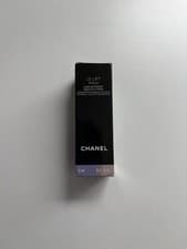 Image of CHANEL LE LIFT  SERUM SMOOTHS FIRMS 24 HOUR TENSING 5ML BOXED