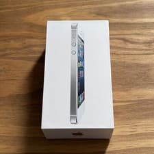 Image of Rare iOS 6 Apple iPhone 5 - 32GB - White & Silver (Unlocked)