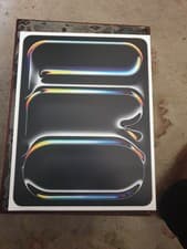 Image of 256gb Apple Ipad Pro 13 Inch (M5) WiFi and Cellular Mint Condition. brand new