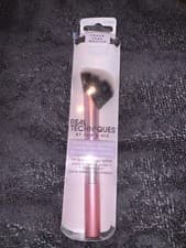 Image of Real Techniques Rebel Edge Medium Brush for Blush and Highlighter - BRAND NEW