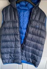 Image of Hugo Boss Reversible Logo Gilet M RRP £330