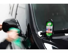 Image of Turtle Wax Scratch Repair & Renew 200ml Complete