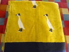 Image of JOULES Delia Duck Bath Towel in Antique Gold 70cm x 130cm BNWT