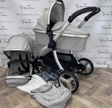 Image of Egg 2 Carrycot and Pushchair - Feather
