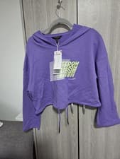 Image of Urban Revivo size uk 10 oversized cropped Sweatshirt with hoodie