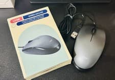 Image of Logik Wired USB Mouse, specifically a 3-button