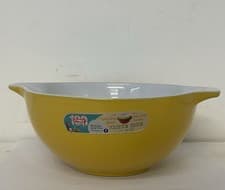 Image of Pyrex 100 Years Collectors Edition Yellow 2L Bowl BNWT