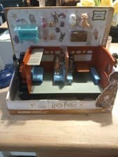 Image of Harry Potter Hogwarts Express Train With 15 Pieces