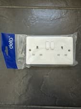 Image of Deta Vimark Switched Socket 2-Gang 13A VC1209S