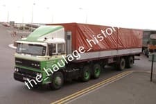 Image of THH Truck Photos - Daf 3300 - Davies Turner & Somat Willi Betz Trailer.