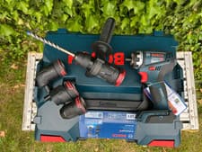 Image of Bosch Professional GSR 18v-90 FC Cordless Drill/driver + Attachments - Brand New