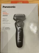 Image of Panasonic ES-RT37 Electric Men's Shaver Trimmer 3 Blades Wet & Dry Gentle Shave