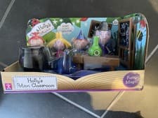 Image of Ben & Holly Potion Classroom - 9 Piece - Brand New