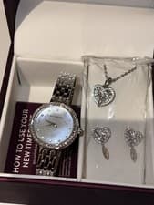 Image of Accurist Womens Watch Gift Set Crystal Bracelet, Necklace And Studs. NEW