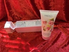 Image of YARDLEY of London English Rose Hand Cream In Cracker. 100ml