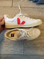 Image of Veja Women's