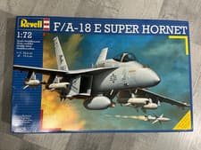 Image of Revell F/A-18E Super Hornet Model Kit 04605 Scale 1:72 - CONTENTS SEALED