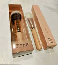 Image of ZOEVA Rose Golden Luxe Face Paint Brush (109) Contour Brush+ (106) Powder Brush