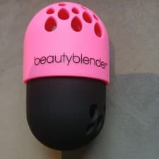 Image of Genuine BeautyBlender Defender Makeup Sponge Protective Case black & pink unnsed