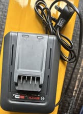 Image of Bosch AL 18V-44 Power Tool Battery Charger 2 607 226 704 14.4-18V UK Plug