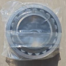 Image of 23224 CC/W33 Spherical Roller Bearing Premium Brand SKF 120x215x76mm