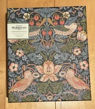 Image of MORRIS & CO HAND CARE TREATS GIFT SET