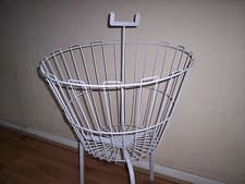 Image of Round Dump Wire Shopping Basket White Plastic Coated Wire