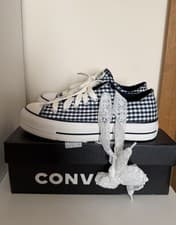 Image of Converse Women’s Chuck Taylor All Star Lift Platform OX Gingham Trainers 5.5 UK